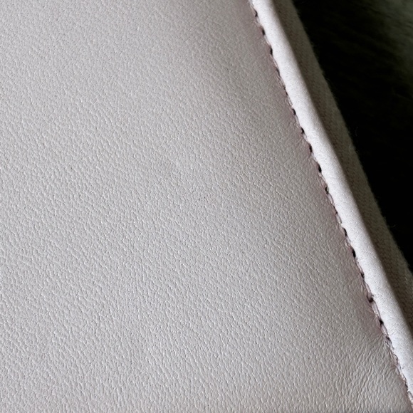 Bottega Veneta Intrecciato Leather Round Zippy Long Wallet Dog Motif Pink - Picture 16 of 16